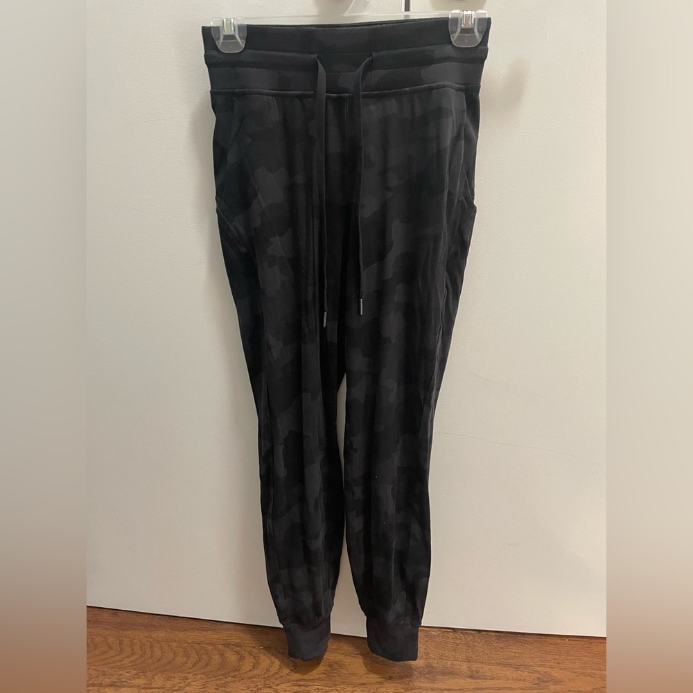 Size 2 Lululemon Camo drawstring Joggers